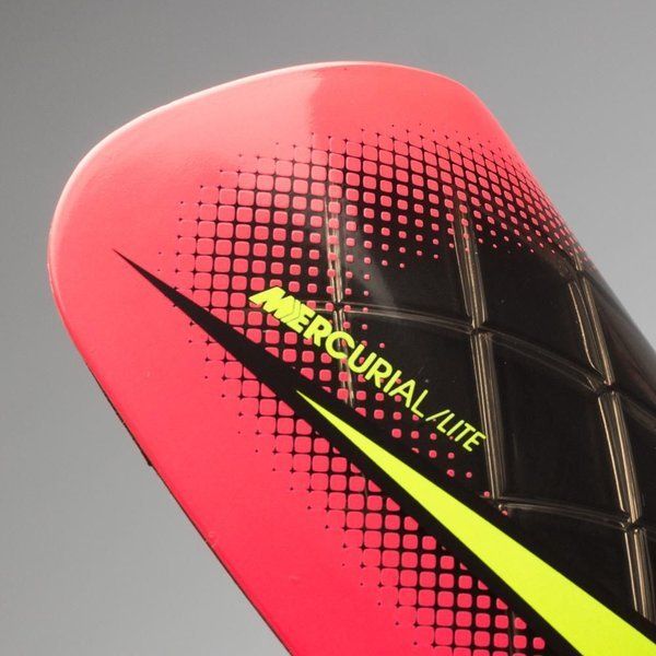 NIKE MERCURIAL LITE ESPINILLERAS Negro 8