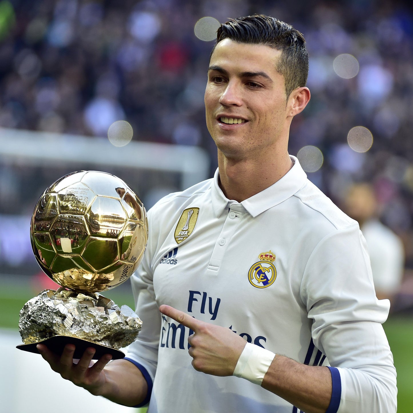 ADIDAS CRISTIANO RONALDO REAL MADRID JERSEY DE CASA 2016/17 9