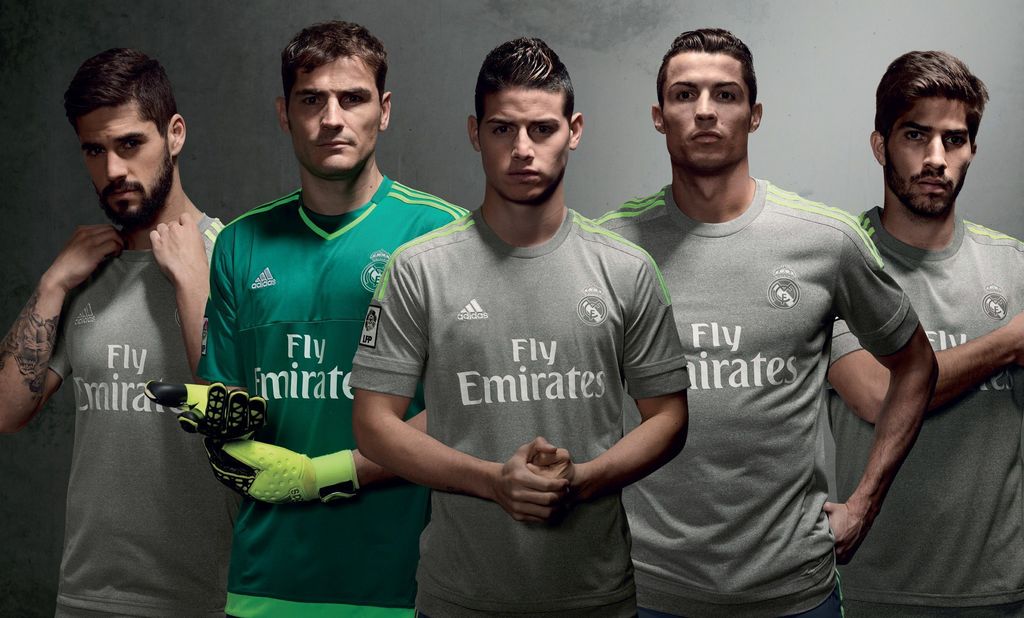 ADIDAS CRISTIANO RONALDO REAL MADRID JERSEY DE VISITA 2015/16 9