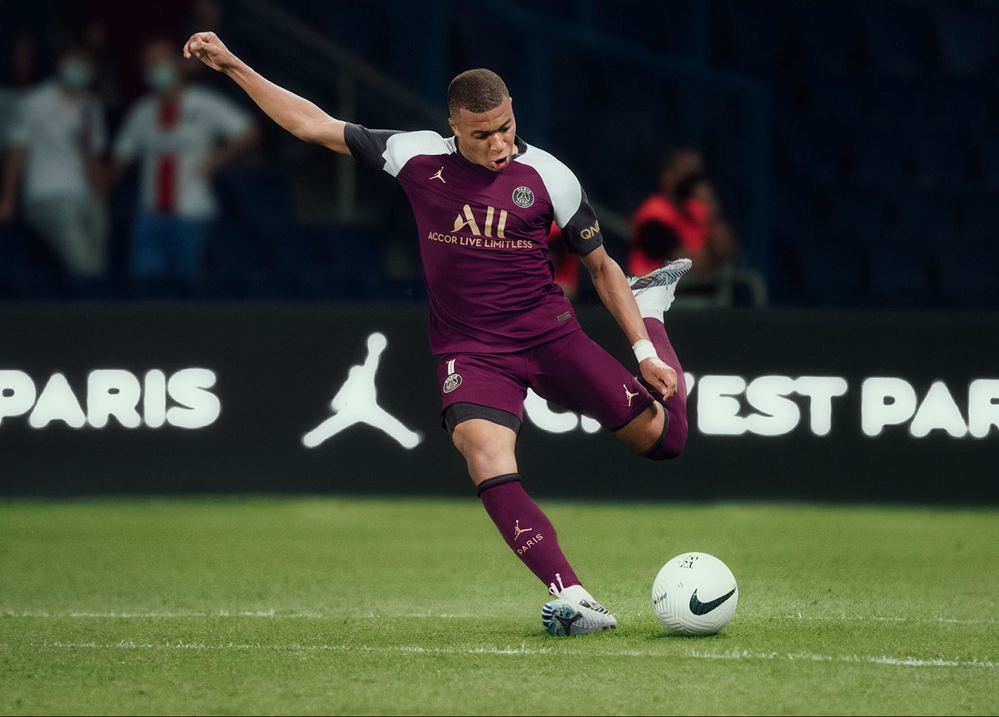 JORDAN KYLIAN MBAPPE PARIS SAINT-GERMAIN PSG JERSEY TERCERO VAPOR MATCH UEFA CHAMPIONS LEAGUE 2020/21 9