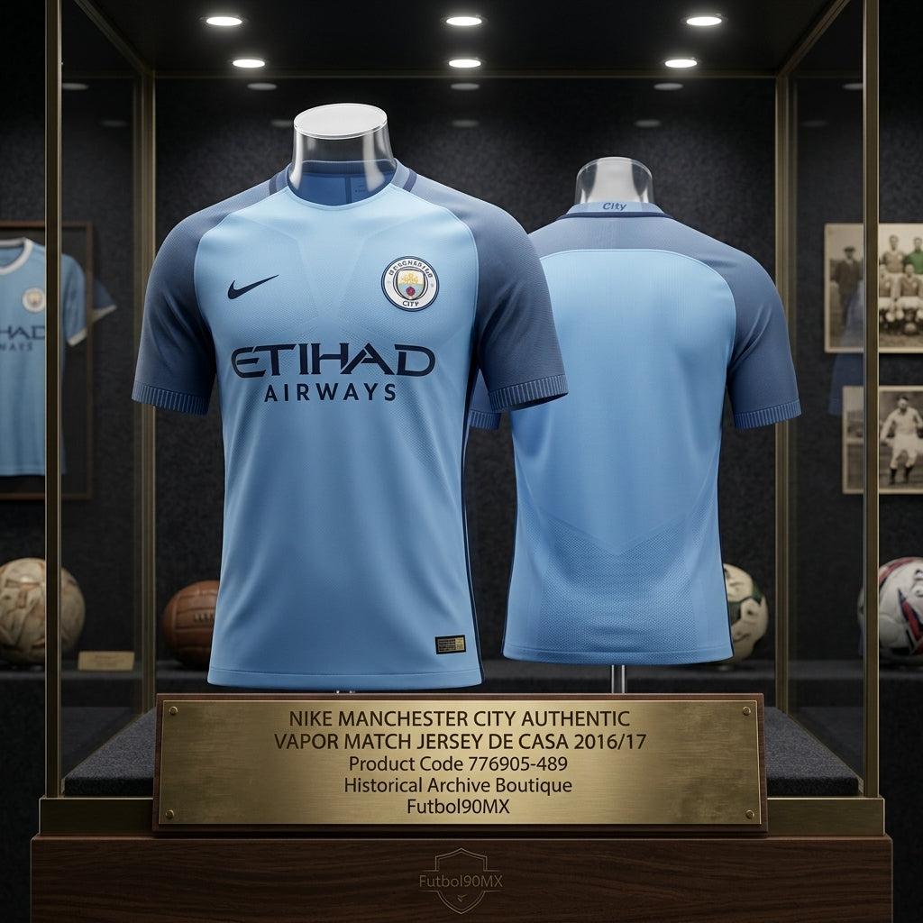 Exhibición museográfica del jersey Nike Manchester City Authentic Vapor Match de casa 2016/17 (Ref. 776905-489) en la Historical Archive Boutique de Futbol90MX