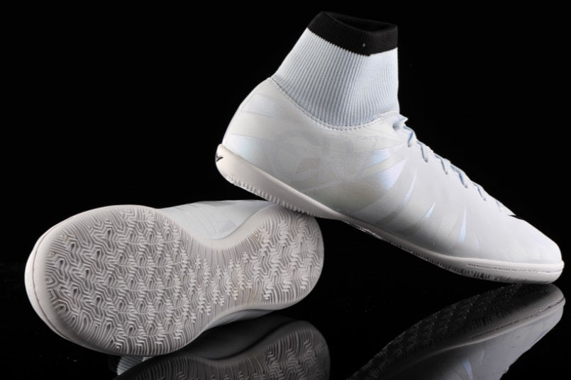 NIKE MERCURIALX VICTORY VI CR7 IC ZAPATOS PARA FUTBOL SALA PARA NIÑO Azul Tinto 8