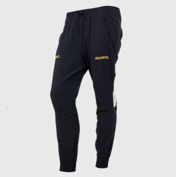 NIKE F.C. JOGA BONITO WOVEN PANTS 2021 1