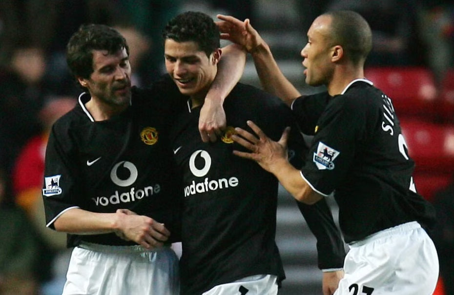 NIKE MANCHESTER UNITED JERSEY DE VISITA PARA NIÑOS 2003/05 5