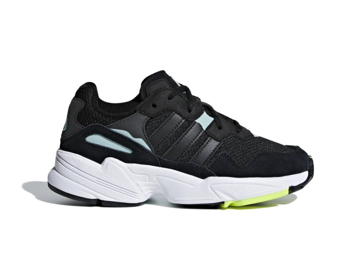 ADIDAS ORIGINALS YUNG-96 ZAPATOS PARA NIÑO Negro 2