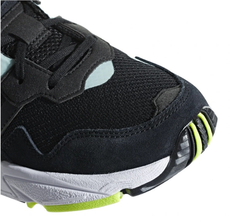 ADIDAS ORIGINALS YUNG-96 ZAPATOS PARA NIÑO Negro 7