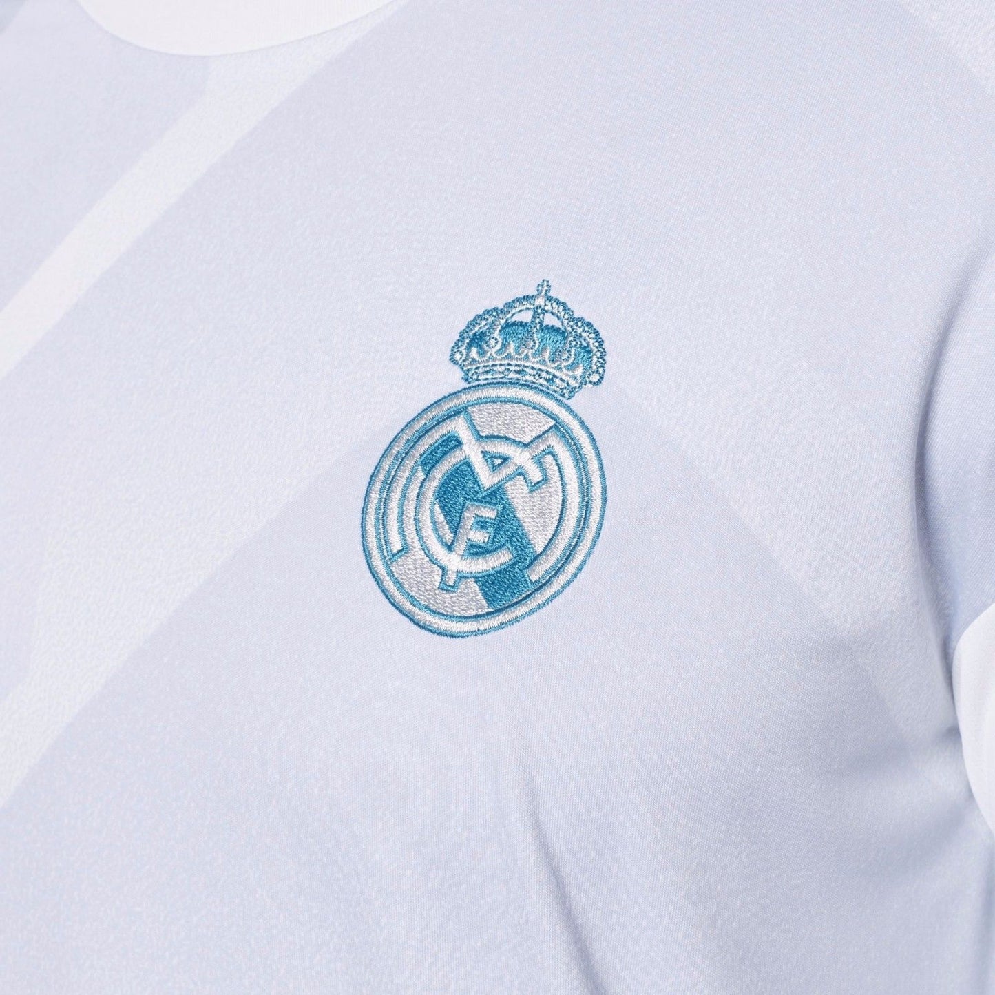 ADIDAS REAL MADRID JERSEY DE ENTRENAMIENTO PRE PARTIDO 2017/18 3