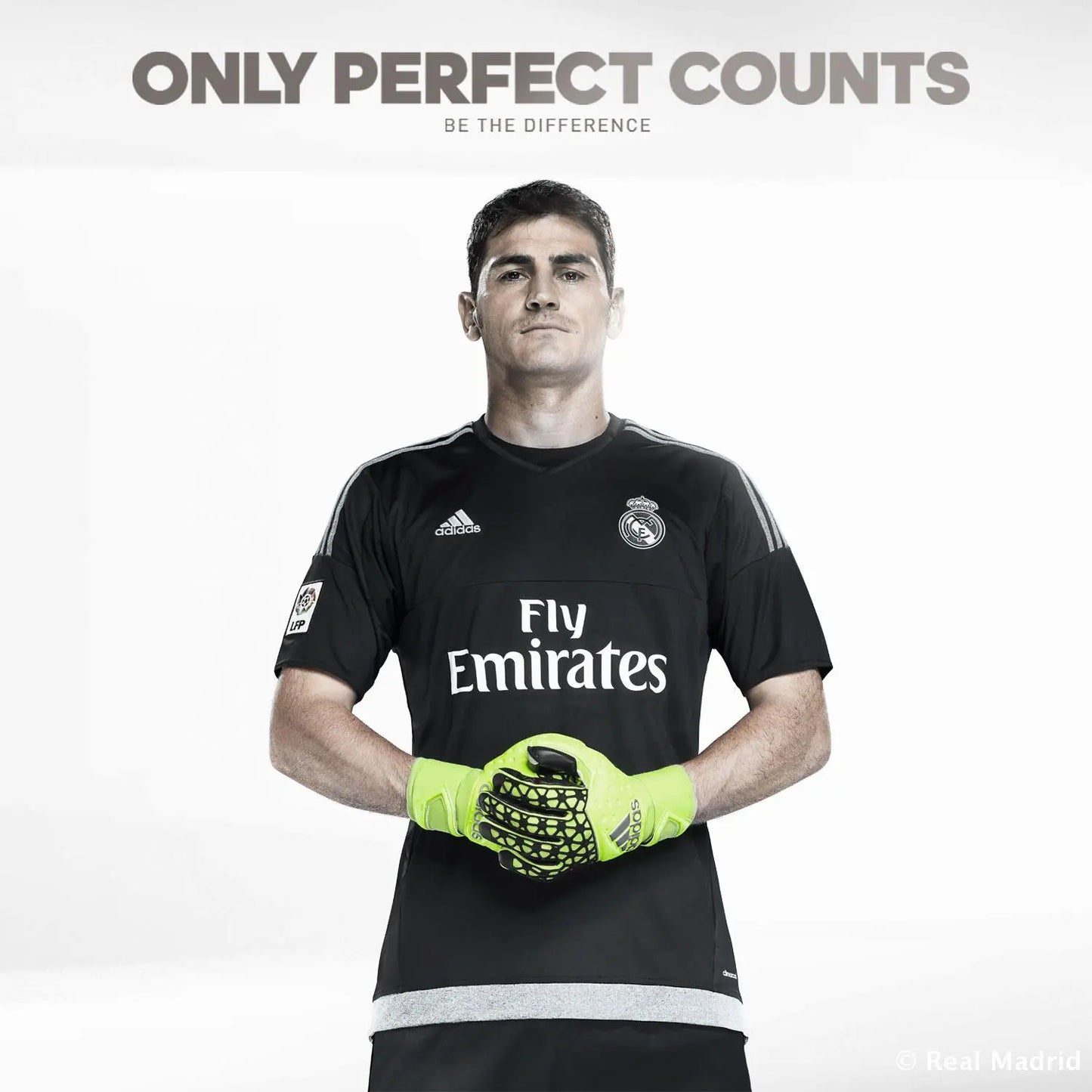 ADIDAS REAL MADRID JERSEY DE PORTERO PARA NIÑOS 2015/16