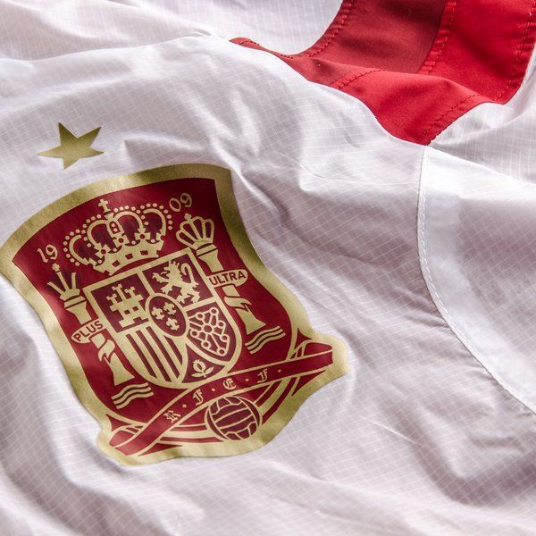 ADIDAS ESPAÑA CHAMARRA ANTHEM COPA MUNDIAL FIFA 2014 3