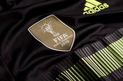 ADIDAS ESPAÑA JERSEY DE VISITA PARA NIÑOS COPA MUNDIAL DE LA FIFA 2014 4