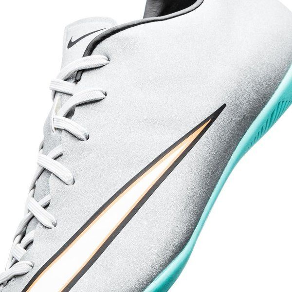 NIKE CR7 MERCURIAL VICTORY V CR IC ZAPATOS PARA FUTBOL SALA Plata 7