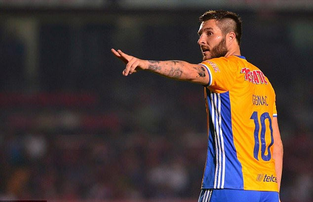 ADIDAS ANDRE-PIERRE GIGNAC TIGRES UANL JERSEY DE CASA 2016/17 4