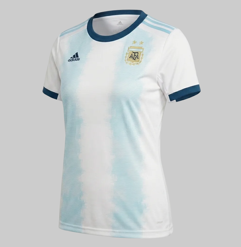 Jersey Adidas Argentina Home 2019 para mujer edición Copa América franjas difuminadas celestes corte entallado Futbol90MX Adidas DP2840