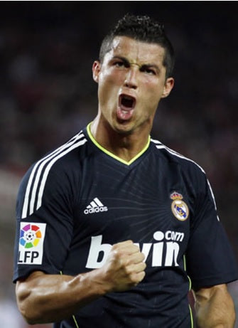 ADIDAS CRISTIANO RONALDO REAL MADRID JERSEY DE VISITA 2010/11 4