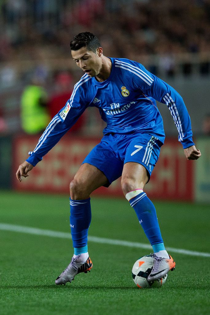 ADIDAS CRISTIANO RONALDO REAL MADRID JERSEY DE VISITA 2013/14 6