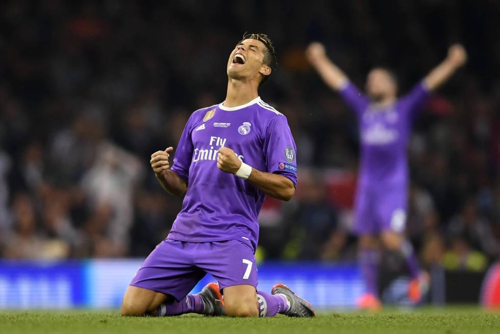 ADIDAS CRISTIANO RONALDO REAL MADRID JERSEY DE VISITA 2016/17 4