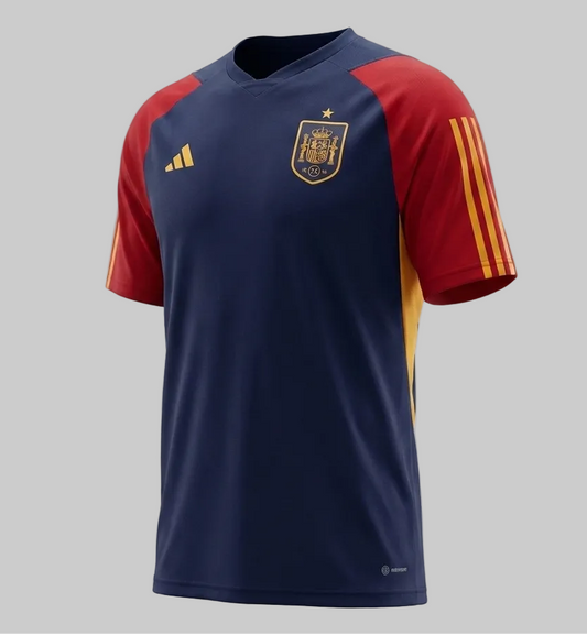 Jersey de entrenamiento Adidas España Copa Mundial FIFA 2022, vista frontal completa, código HE8833, disponible en Futbol90MX