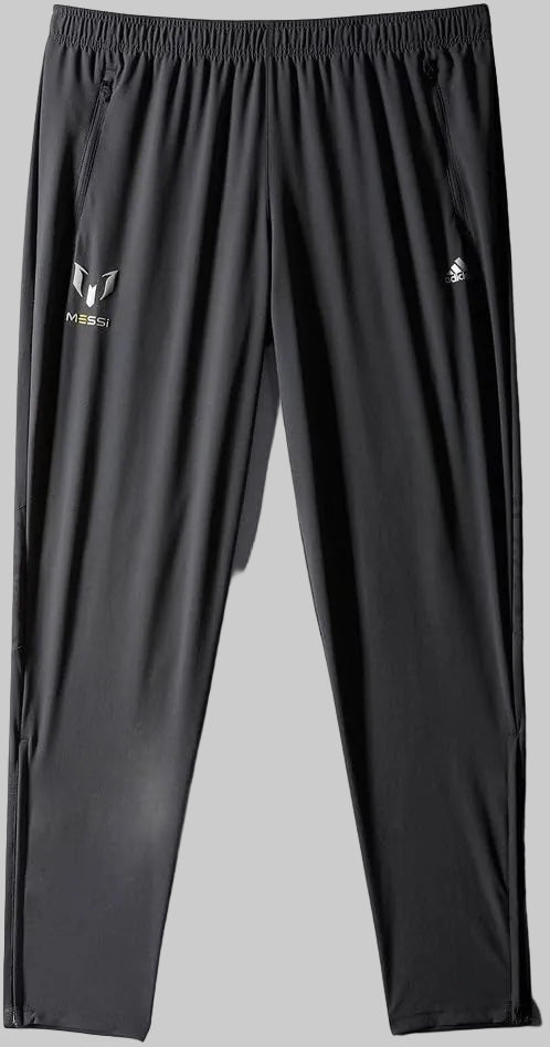 Textura de tejido interlock transpirable en pantalones Adidas Messi diseñados para alto rendimiento y gestión de humedad Futbol90MX