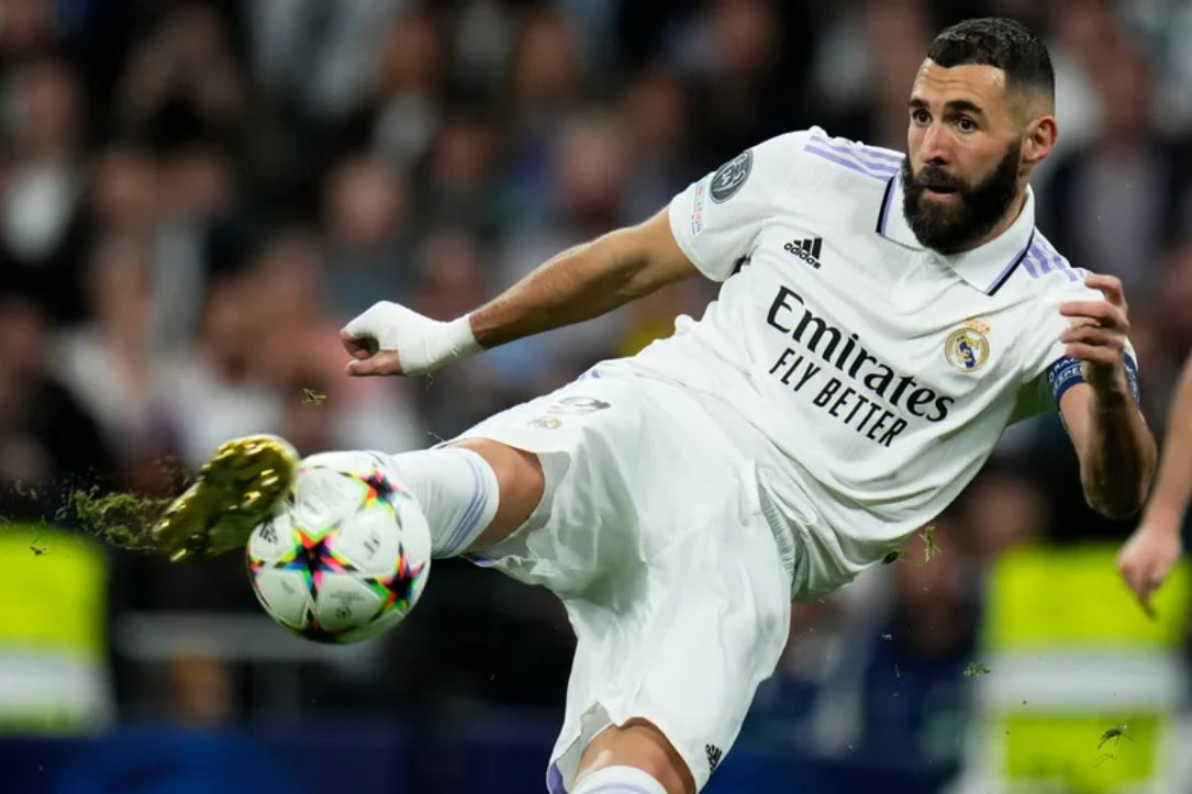 ADIDAS KARIM BENZEMA REAL MADRID AUTHENTIC MATCH JERSEY MANGA LARGA DE CASA UEFA CHAMPIONS LEAGUE 2022/23 7