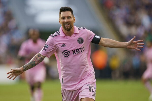 ADIDAS LIONEL MESSI INTER MIAMI JERSEY DE CASA 2022/23 4