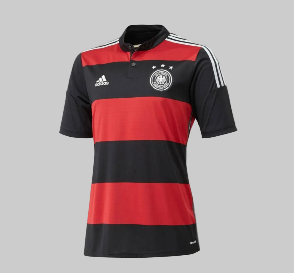 Vista frontal del Jersey Alemania de visita de Klose en la semifinal del Mundial FIFA 2018, disponible Futbol90MX