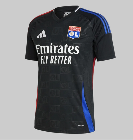 Jersey Adidas IT6512 Olympique Lyonnais Visita 2024-25 color negro con tecnología AEROREADY, franjas bicolor en hombros y escudo bordado en Futbol90MX