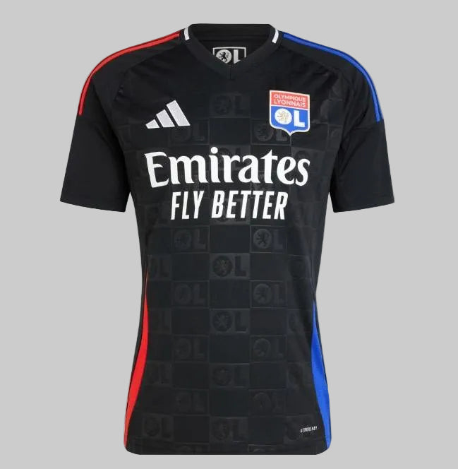 Playera oficial de visitante Olympique de Lyon 2024-25 disponible en México, diseño elegante en negro con franjas rojo y azul Adidas IT6512 en Futbol90MX