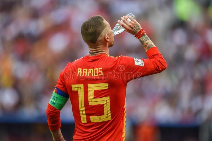 ADIDAS SERGIO RAMOS ESPAÑA JERSEY DE CASA COPA MUNDIAL FIFA 2018 7