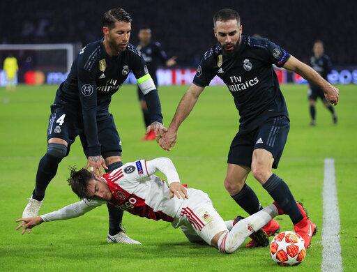 ADIDAS SERGIO RAMOS REAL MADRID JERSEY DE VISITA UEFA CHAMPIONS LEAGUE 2018/19 6