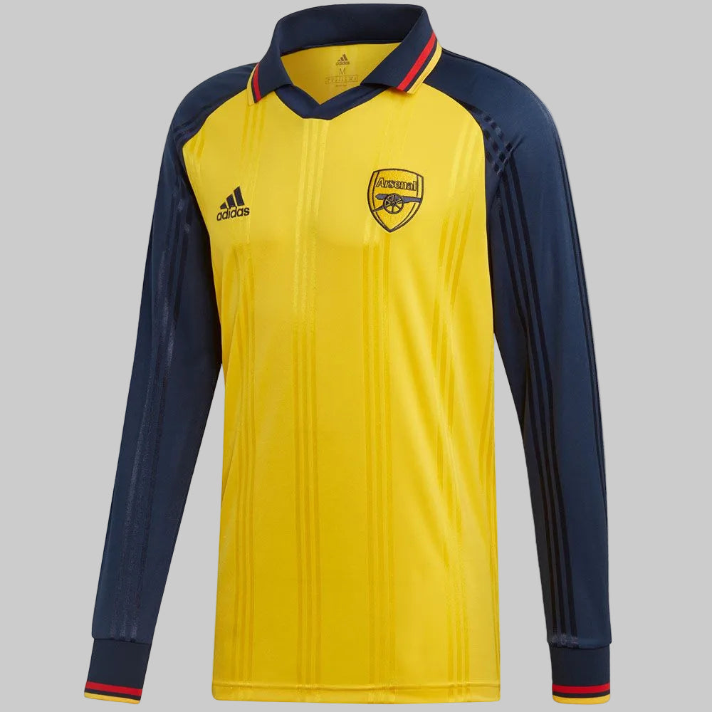 Vista frontal del jersey de Henry 14 de fútbol retro Arsenal FC Icons 2019-20, manga larga, color amarillo con detalles azul marino, exhibido profesionalmente stock Futbol90MX