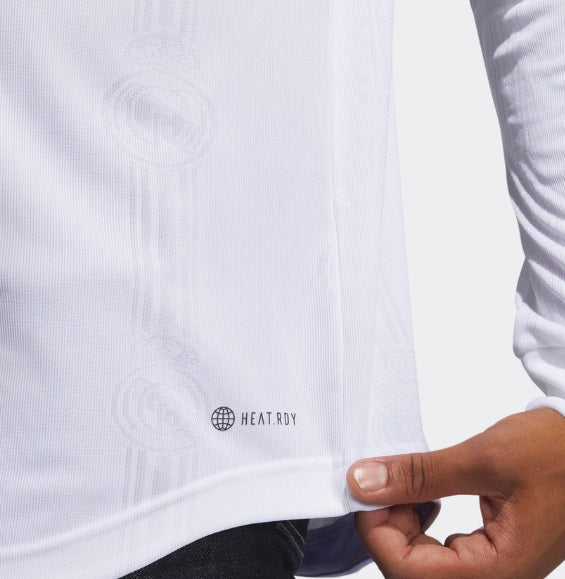 Detalle del tejido técnico de alto rendimiento HEAT.RDY de la camiseta Adidas Toni Kroos Real Madrid Authentic Match manga larga de Local UCL 2022/23 (Ref. HA2665) en Futbol90MX