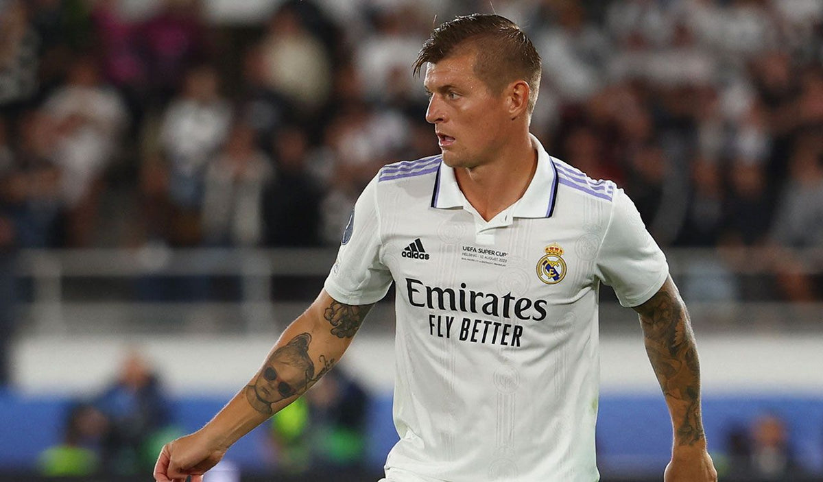 ADIDAS TONY KROOS REAL MADRID AUTHENTIC MATCH JERSEY MANGA LARGA DE CASA UEFA CHAMPIONS LEAGUE 2022/23 7