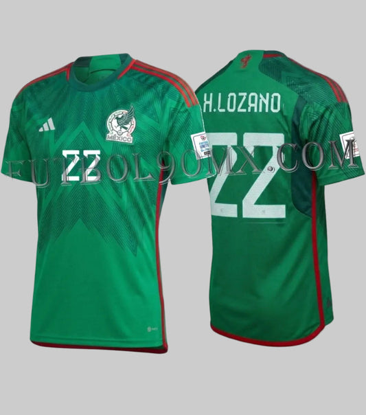 Jersey México Home 2022 Adidas HD6899 Hirving Lozano 22 con parches oficiales FIFA World Cup Qatar 2022 y diseño Quetzalcóatl en Futbol90MX