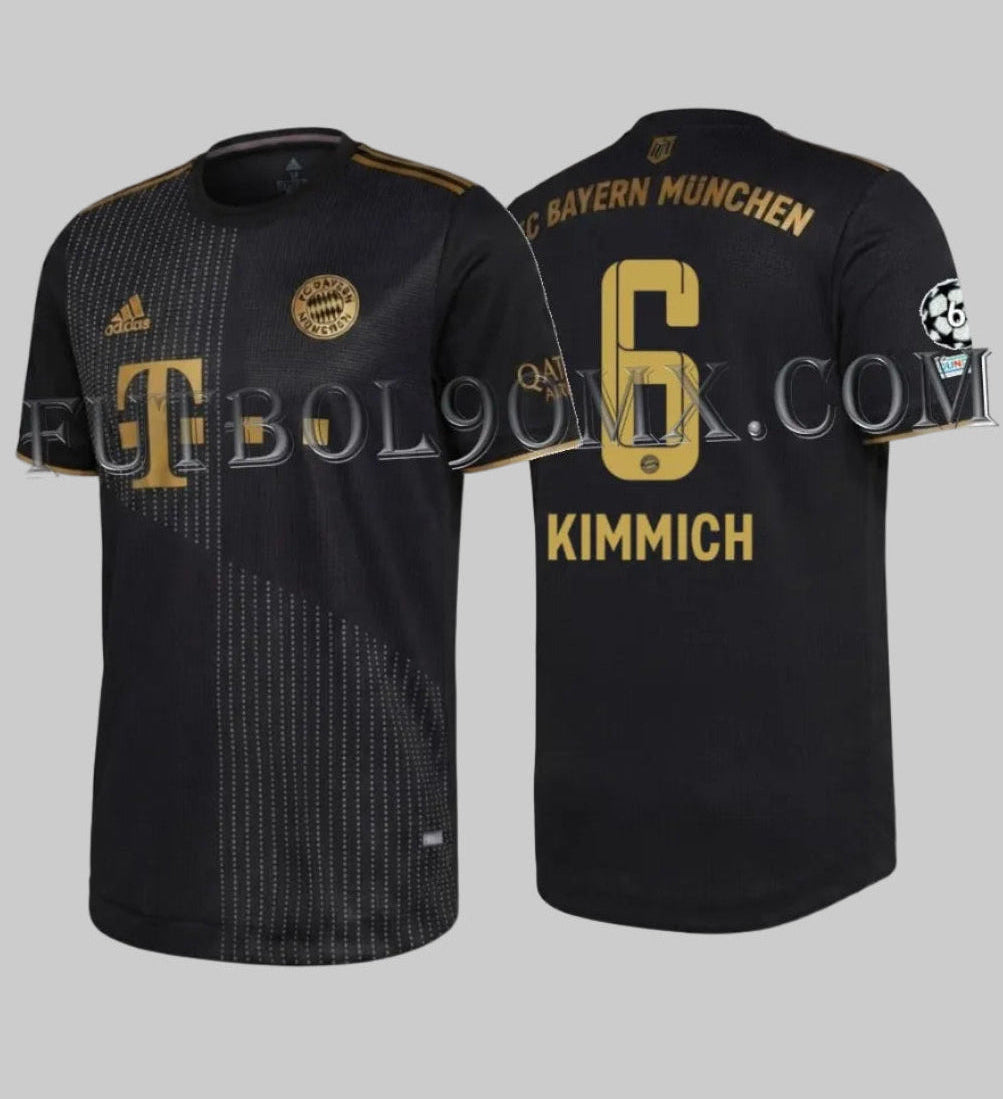 Vista frontal y trasera del Adidas Joshua Kimmich FC Bayern Munich Authentic Match Away Jersey 2021/22 con parches oficiales de la UEFA Champions League (Código: GM5312) en Futbol90MX.