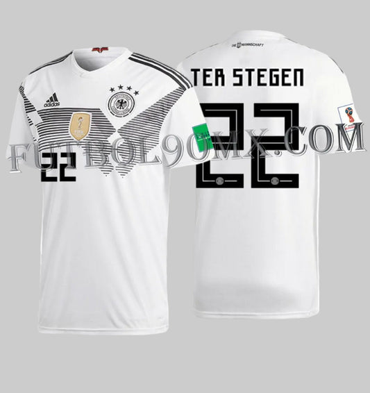 Jersey Alemania local con dorsal oficial TER STEGEN 22 en tipografía Adidas Mundial 2018 y parches del torneo BR7843. Estampado en vinilo térmico original, grado de conservación 10/10 para el Archivo Histórico de Futbol90MX.
