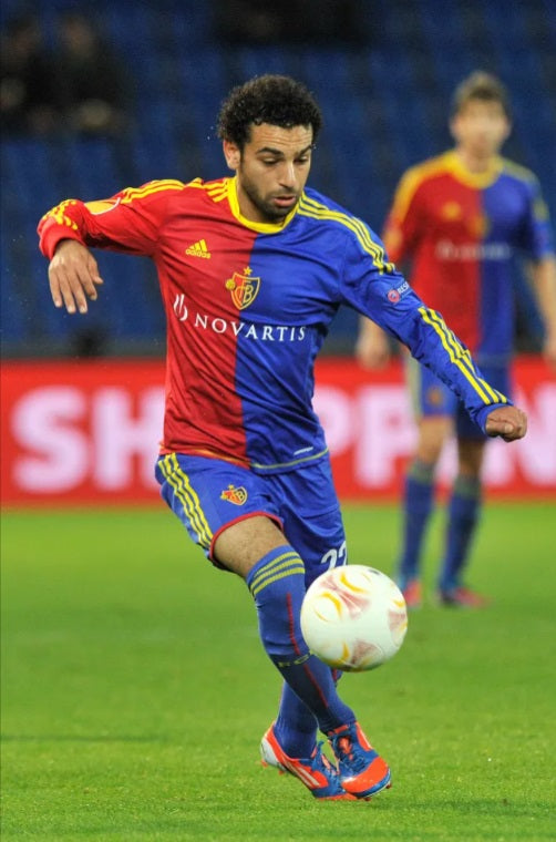 ADIDAS BASEL FC SHORTS DE CASA PARA NIÑOS 2012/13 3