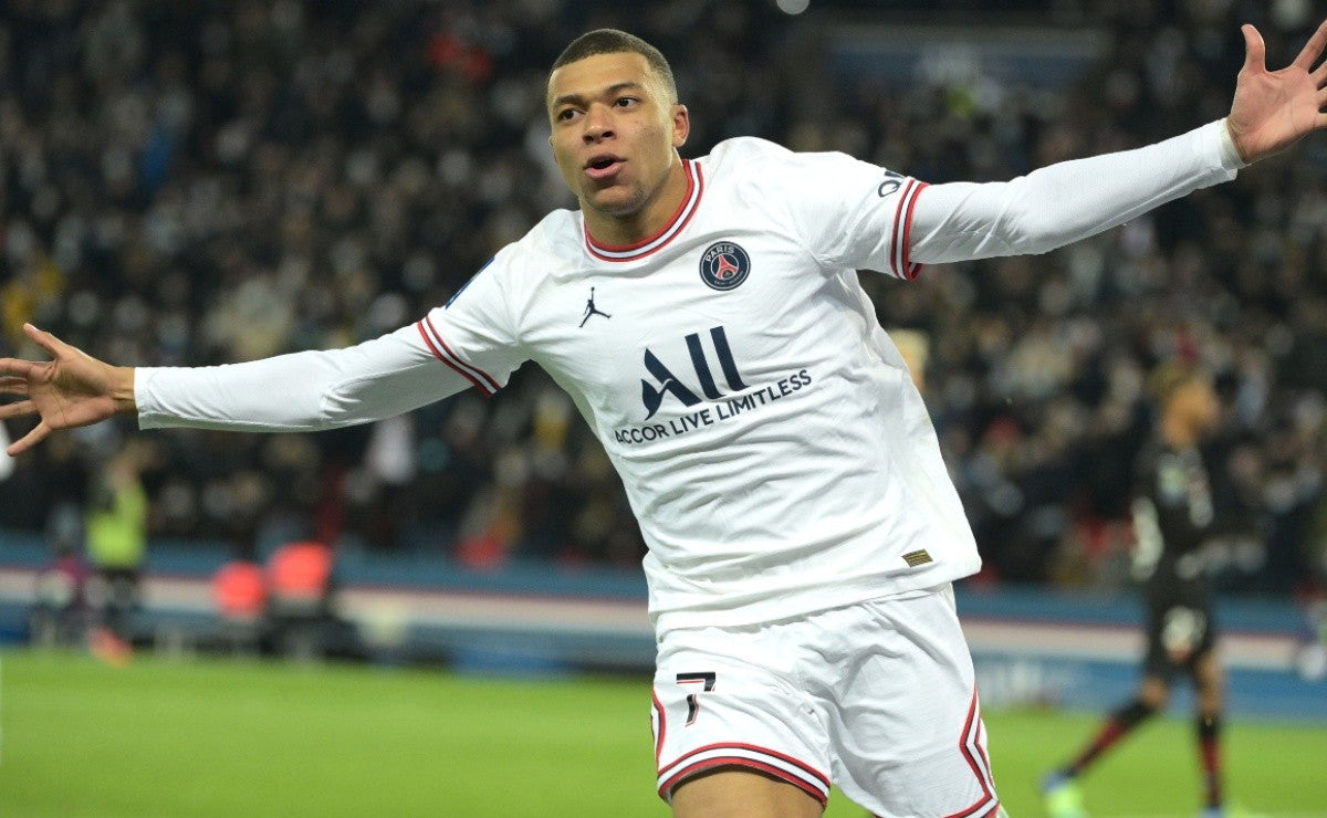 JORDAN KYLIAN MBAPPE PSG PARIS SAINT-GERMAIN JERSEY CUARTO UEFA CHAMPIONS LEAGUE 2022/23 7