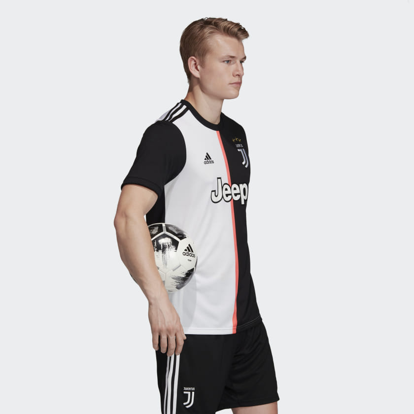 ADIDAS CRISTIANO RONALDO JUVENTUS JERSEY DE CASA UEFA CHAMPIONS LEAGUE 2019/20 5