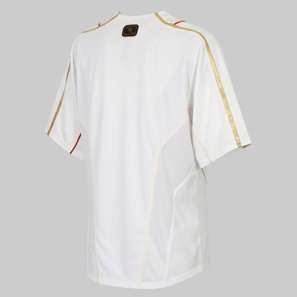 Sello heráldico R de Ronaldinho y costuras tricolores Joga Bonito en parte posterior de jersey Nike 10R original.