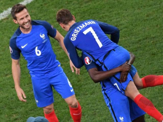 NIKE ANTOINE GRIEZMANN FRANCIA AUTHENTIC VAPOR MATCH JERSEY DE CASA EURO 2016 8
