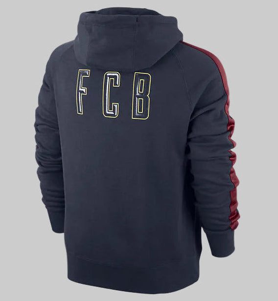 Vista trasera de la sudadera Nike FC Barcelona AW77 Covert 2014/15 mostrando el gráfico grande con las siglas "FCB" en la parte superior de la espalda en Futbol90MX.