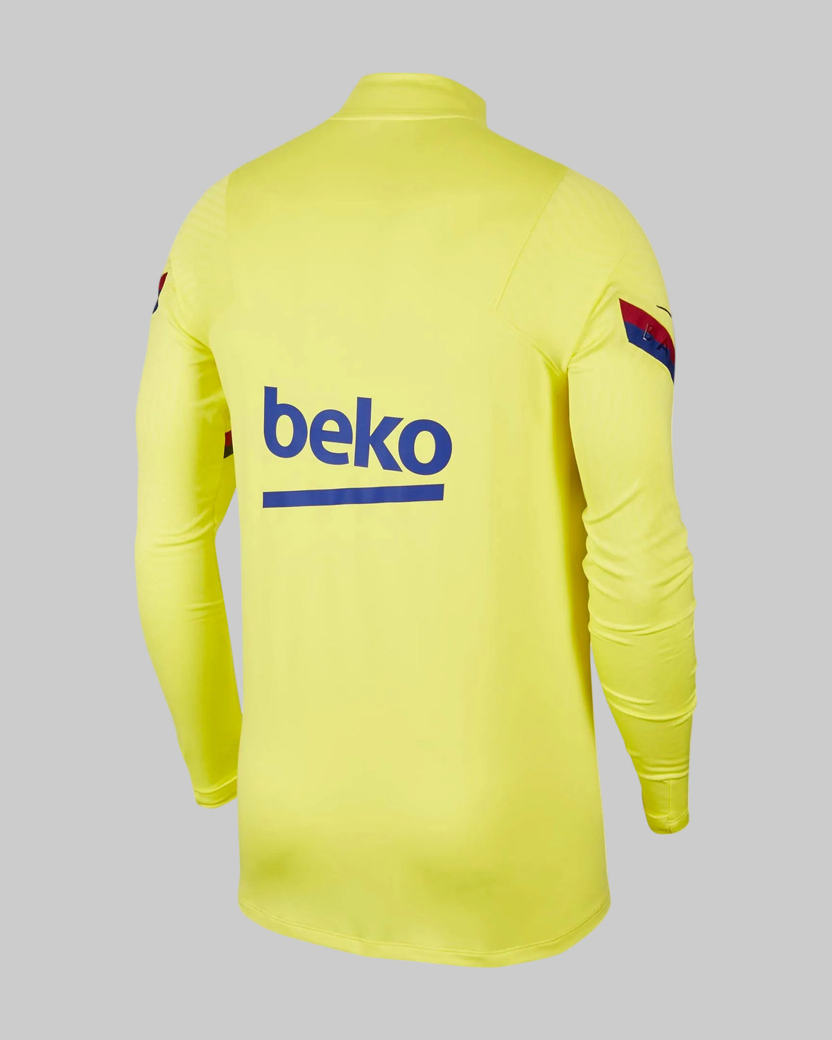 Vista posterior de la sudadera de entrenamiento Nike FC Barcelona Strike Drill 2020 (Ref. CD3205-705) con detalles en la espalda en Futbol90MX.