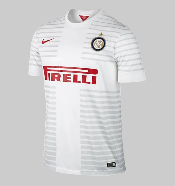 Jersey Nike Inter Milán visitante 2014/15 color blanco con franjas grises horizontales y patrocinador Pirelli en rojo, edición tributo Iván Zamorano