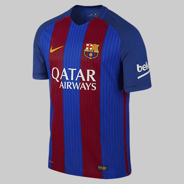 Nike Lionel Messi FC Barcelona Player Issue Vapor Match Jersey de Casa UEFA Champions League 2016/17 (776849-480) en Futbol90MX. Vista frontal completa con franjas blaugranas, logotipo de Nike y patrocinio "Qatar Airways"