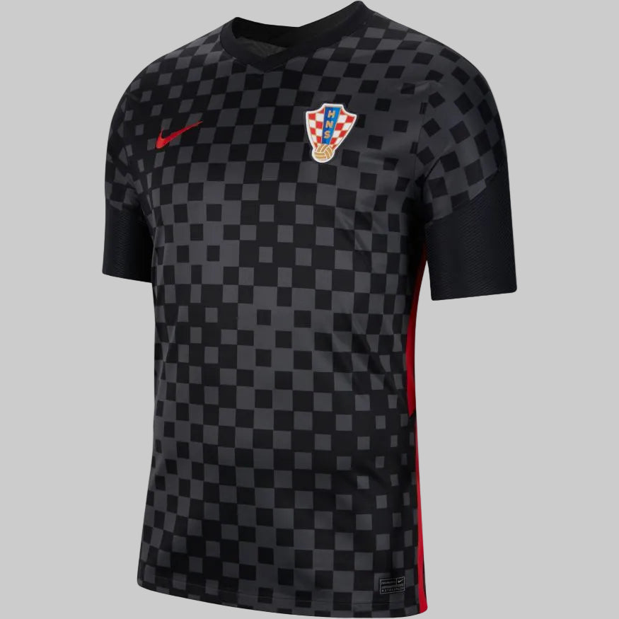 Jersey Nike de la Selección de Croacia, versión de visita Euro 2020/21, con diseño Anthracite Checker y escudo de la HNS bordado, disponible en Futbol90MX.