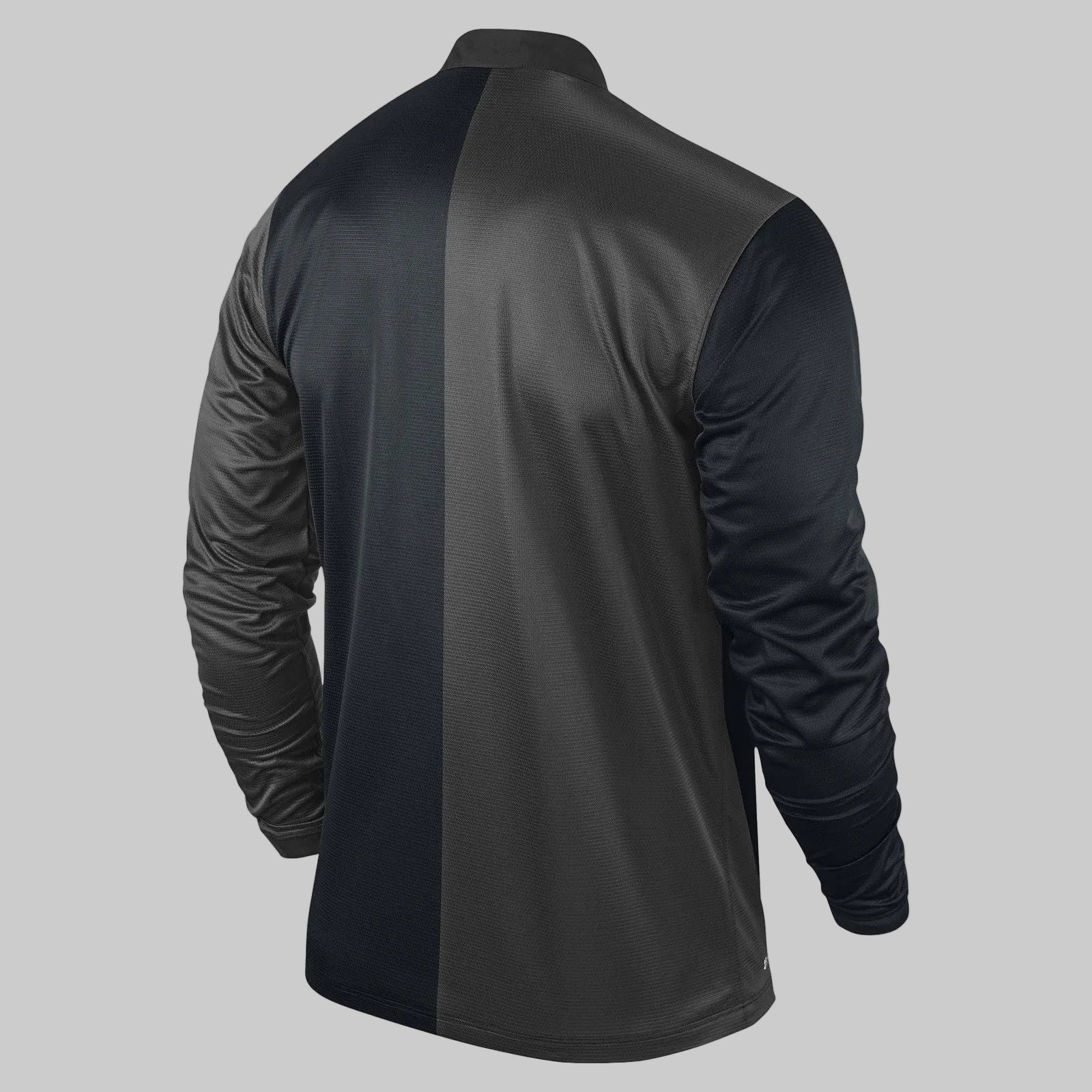 Dorsal liso del jersey manga larga Manchester City 2013/14 de visitante en tonos negro y antracita.