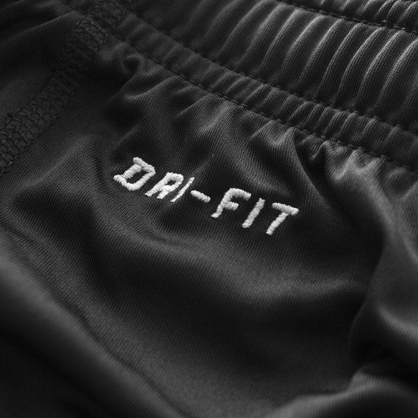 NIKE MANCHESTER UNITED SQUAD LONGER KNIT SHORTS DE ENTRENAMIENTO 2013/14 5