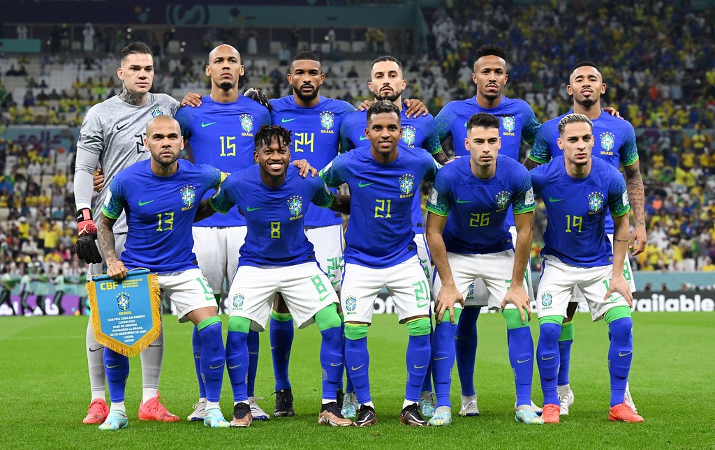 NIKE NEYMAR JR BRASIL JERSEY DE VISITA COPA MUNDIAL FIFA 2022 7