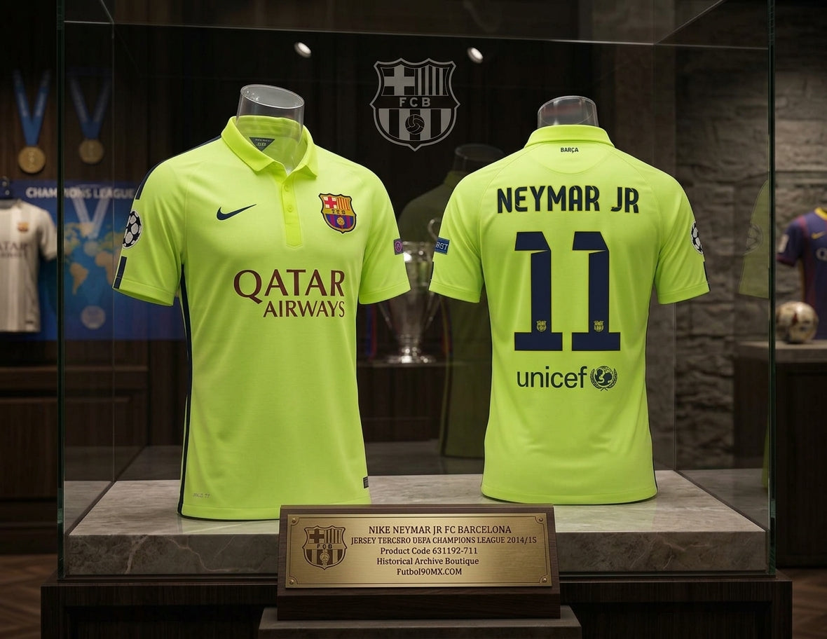Exhibición museográfica en vitrina de la Historical Archive Boutique de Futbol90MX del jersey Nike Neymar Jr FC Barcelona tercero UEFA Champions League 2014/15 (Ref. 631192-711).