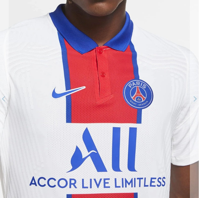 Cuello polo, nike logo y PSG logo termosellados en Jersey Vapor Match Away 2020/21 de Neymar Jr